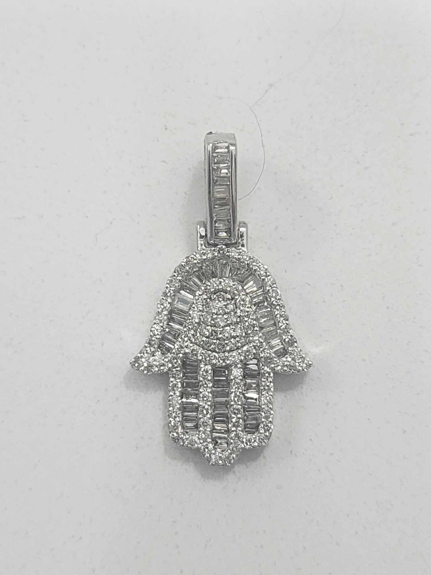 Hasma 14kt pendant 1 carat diamond